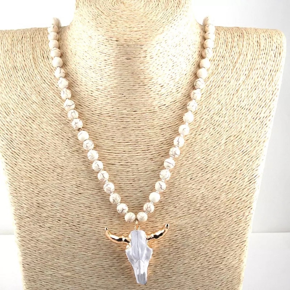 Unisex Fashion Bohemian Long Skull Pendant Necklace - Picture 6 of 14